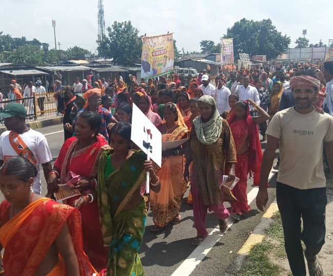 पीएम की सभा को लेकर शीशाबाडी में जुटने लगी भीड़